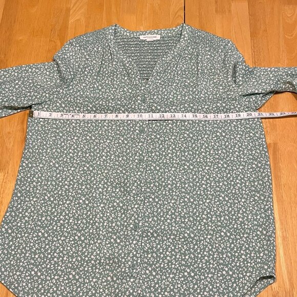 BeachLunchLounge Button Down Shirt Blouse Seafoam Green White Women Medium FLAW - Picture 10 of 13